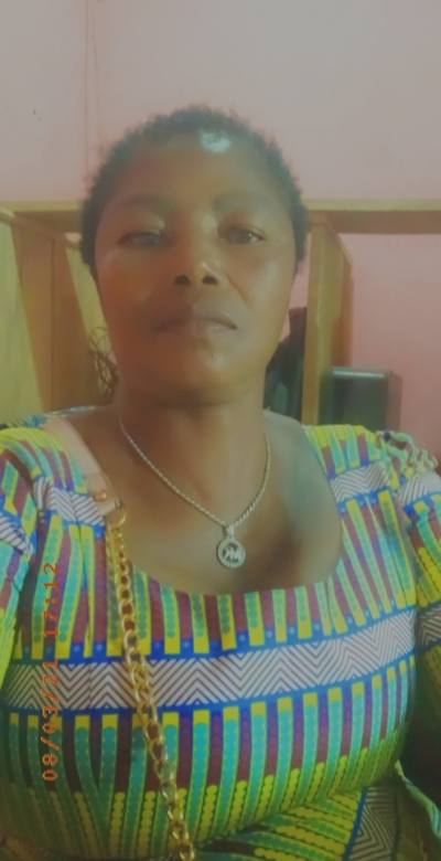 Cecile 45 ans Yaoundé Cameroun