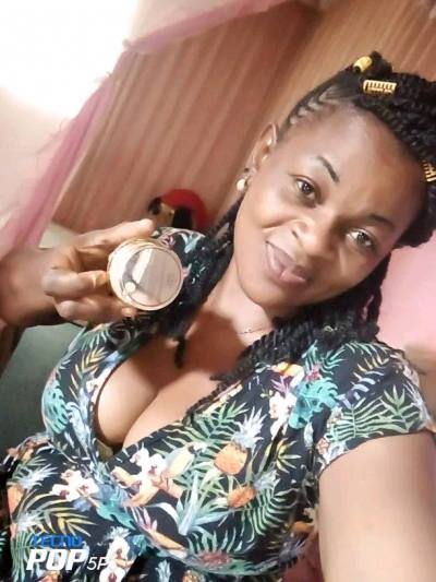 Nathalie 29 Jahre Commune De Mfou Kamerun