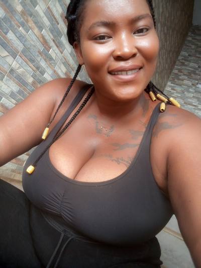 Rencontre Femme Togo Chacha 37ans, 160cm et 50kg - BlackAndBeauties
