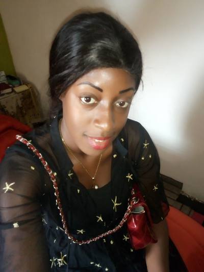 Diane 32 ans Centre Cameroun
